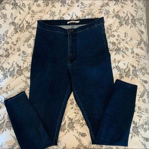 Levi’s Runaround Super Skinny